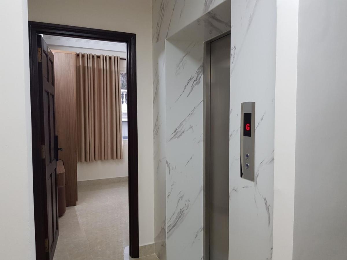 Hong Vinh Hotel Thành Pho Ho Chí Minh Esterno foto