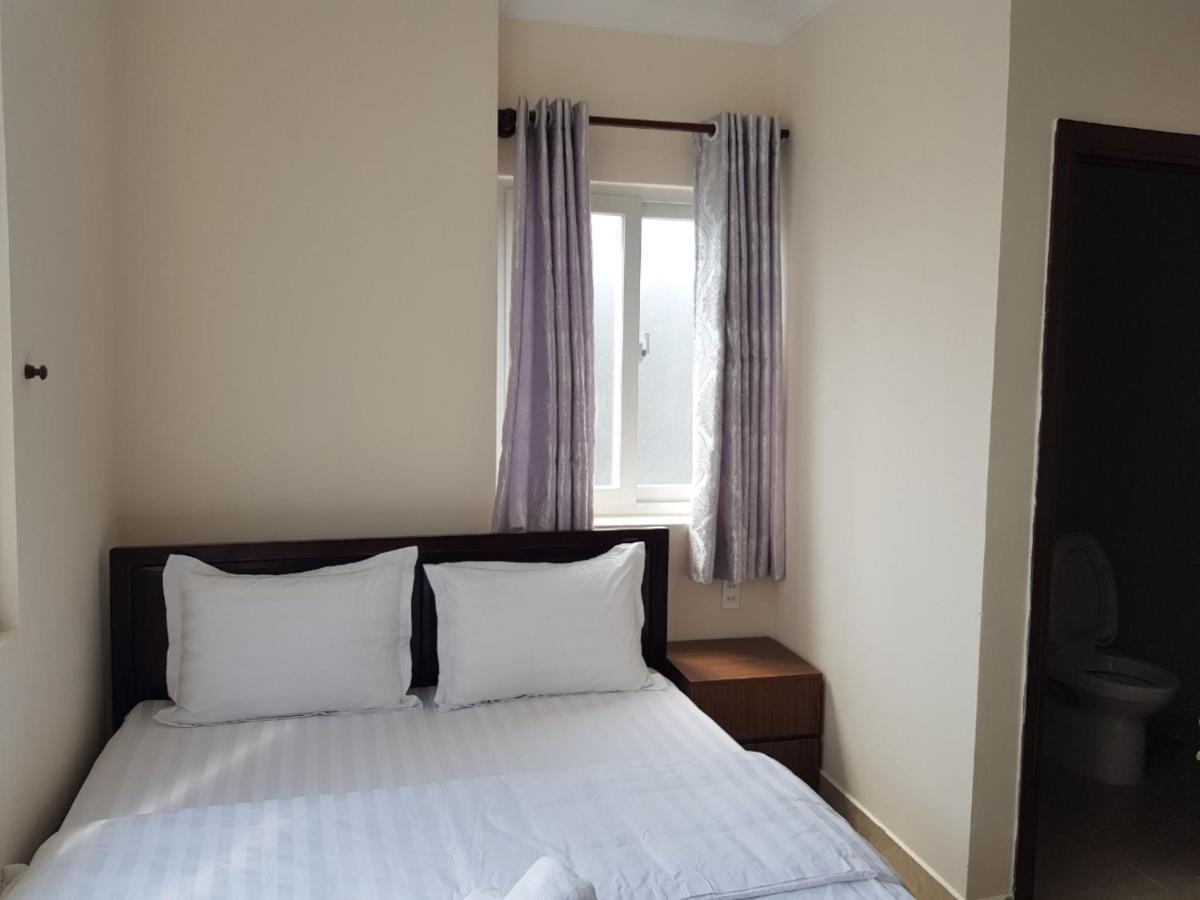Hong Vinh Hotel Thành Pho Ho Chí Minh Esterno foto