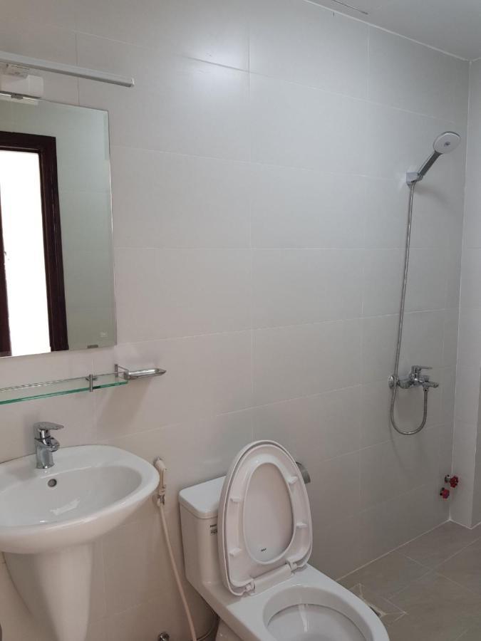 Hong Vinh Hotel Thành Pho Ho Chí Minh Esterno foto