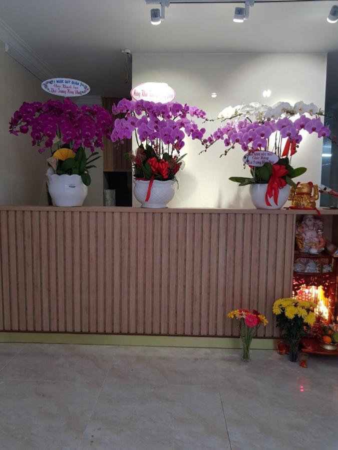 Hong Vinh Hotel Thành Pho Ho Chí Minh Esterno foto
