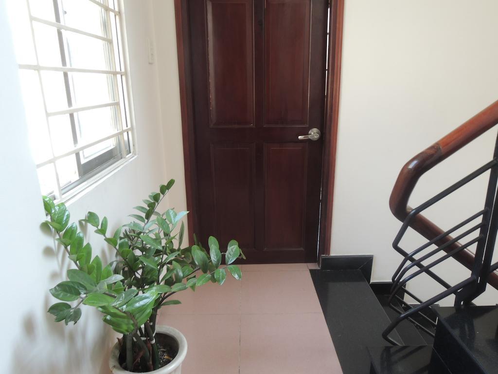 Hong Vinh Hotel Thành Pho Ho Chí Minh Esterno foto